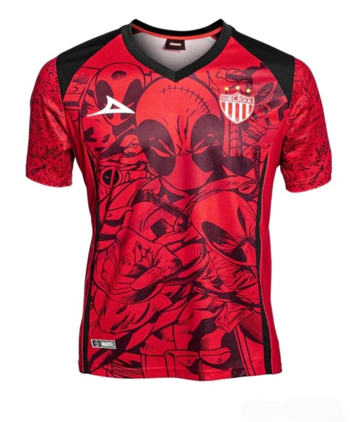 Playera Rayos Del Necaxa 2026 Deadpool, Rojo Conmemorativa