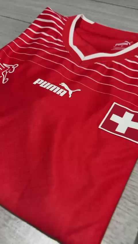 Jersey Selección De Suiza Local 2022-2023: Red Passion